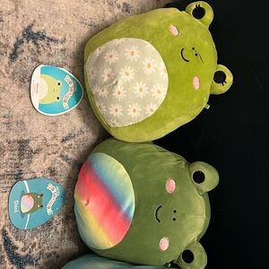 5 Squishmellows Wendy the Frog, doxl, ferdie, Leigh, Wendy with flowers.